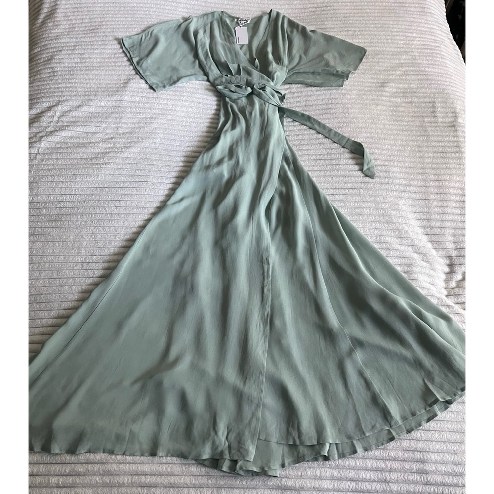 Reformation Winslow Dress in Celadon - Picture 5 of 12